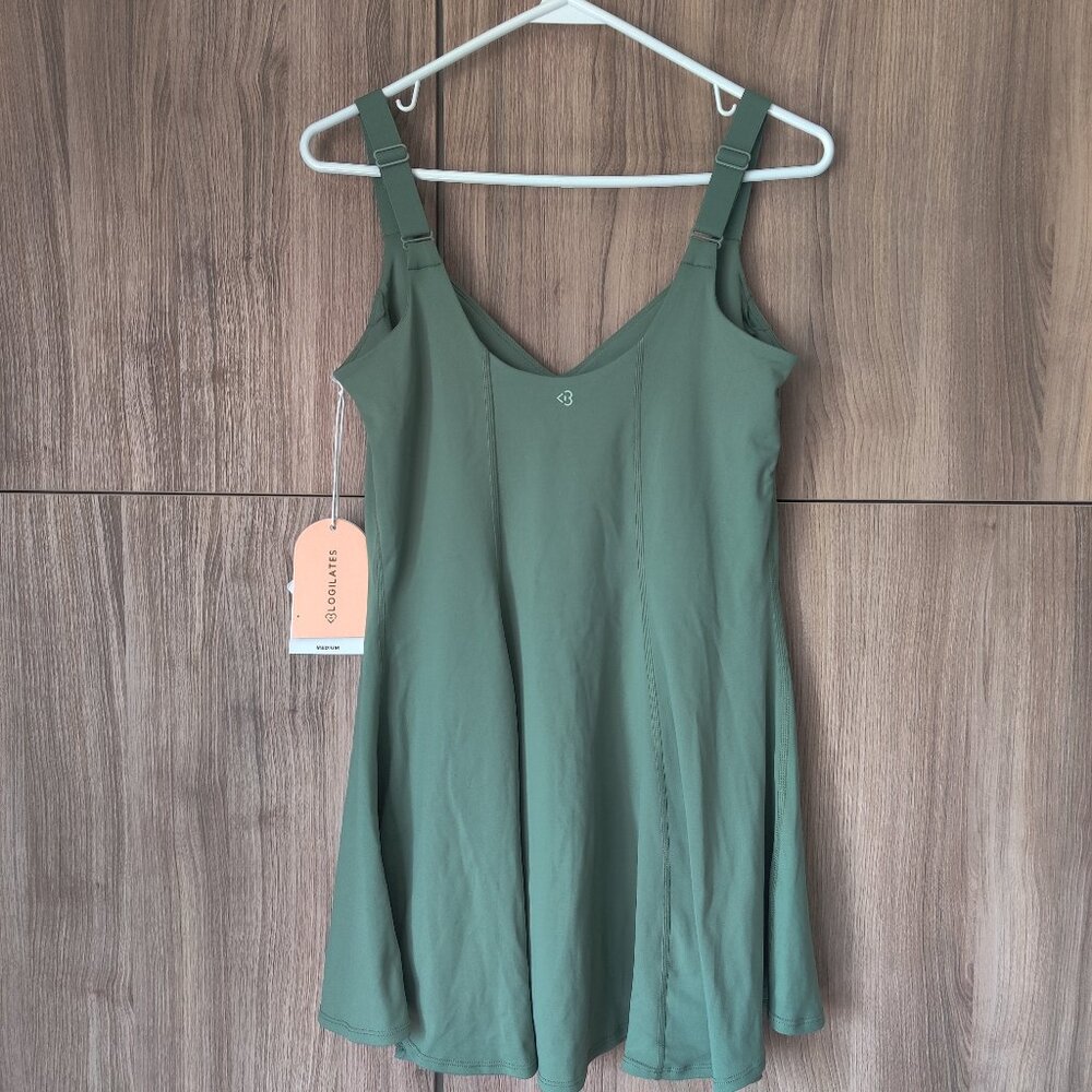 Blogilates Run Romance Dress - Green M NWT - Picture 4 of 7